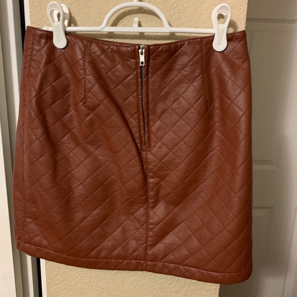 Cross hatch sexy brown(red) min skirt - Picture 2 of 3